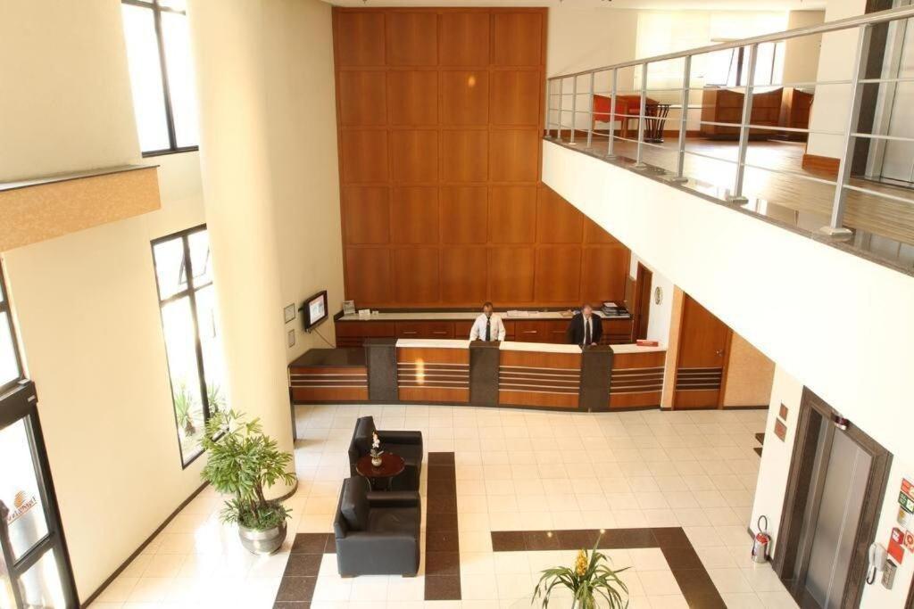 Apartamento Ibirapuera Borges Lagoa C/ Garagem Uh1009 São Paulo